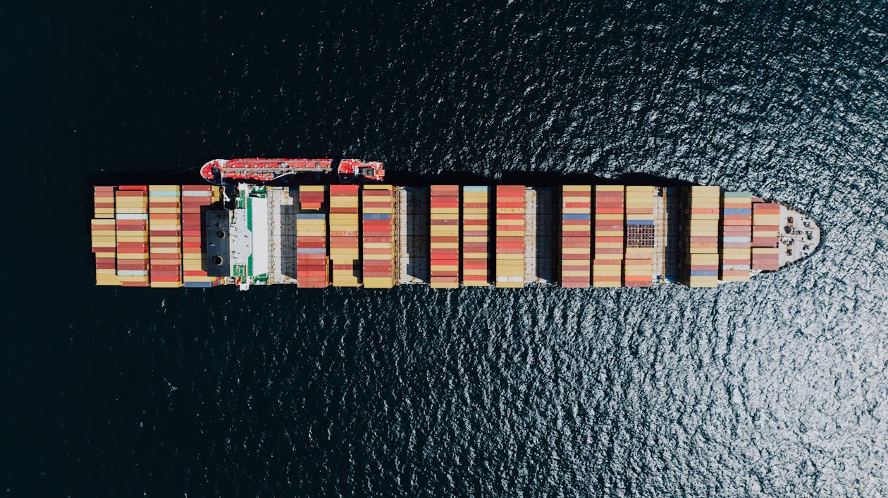 Küresel Ticarette Deniz Yolu Taşımacılığının Rolü ve Önemi